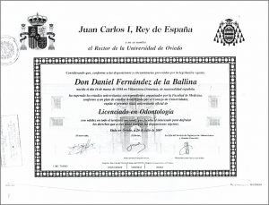 Titulo dentista Daniel Fernandez Ballina